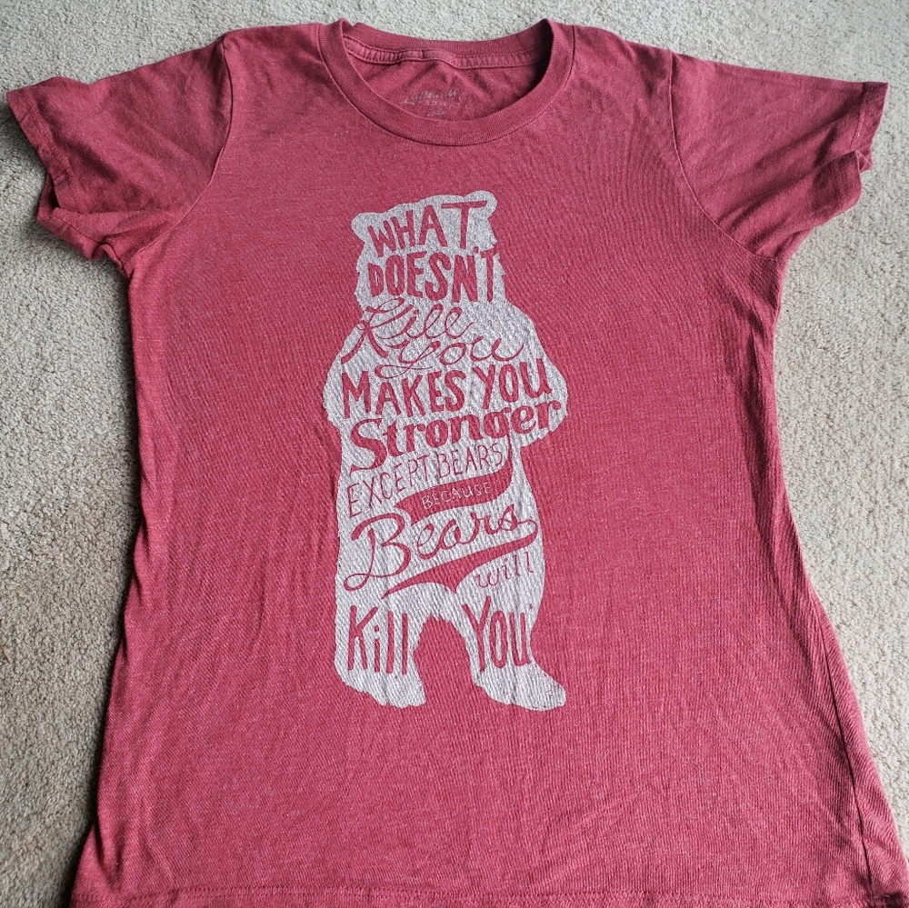 bear tshirt. small